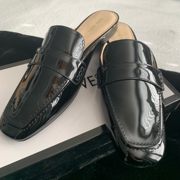 Nine West Women’s Black Patent Slip on - Picture 5 of 6